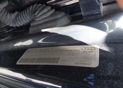 2004 Audi A8 L 4.2 z USA, uszkodzony, nr VIN WAUML44EX4N012555